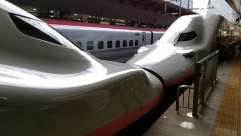 8両ずつ2連結